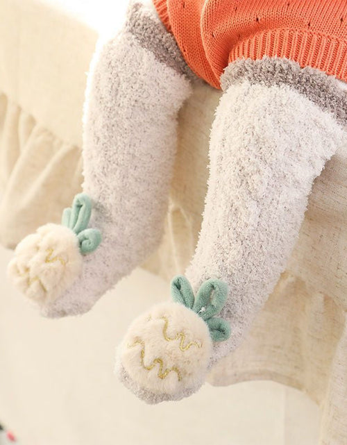 Load image into Gallery viewer, Baby Fluffy Fuzzy Slipper Socks
