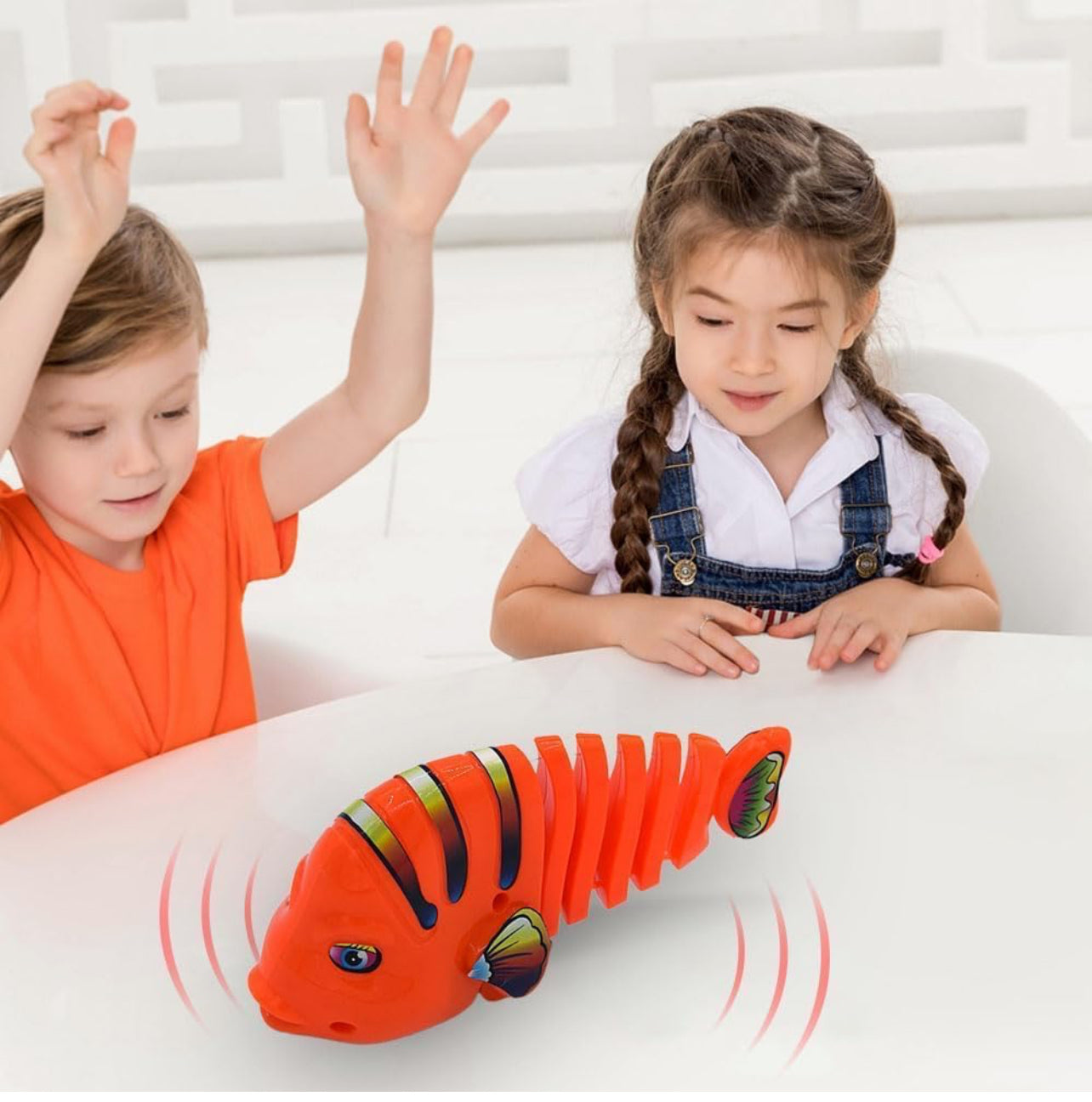 Wind-Up Wiggle Fish Toys