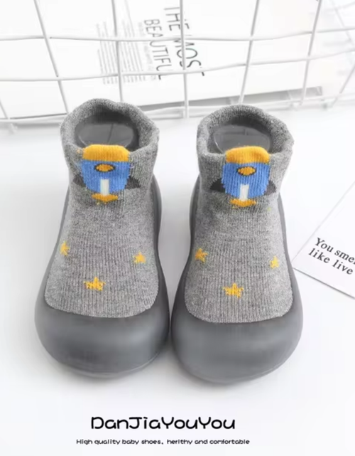 Load image into Gallery viewer, Soft Sole Non-Slip Thick Fleece Thermal Toddler Shoes
