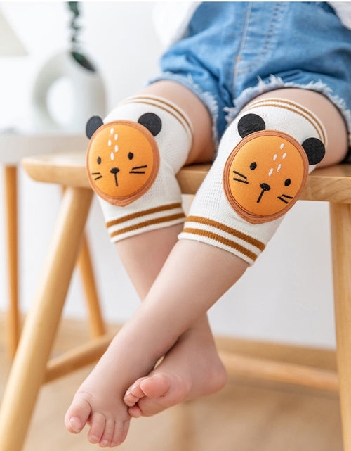 Load image into Gallery viewer, Padded Animal Face Baby Knee Pad Kids Safety Crawling Elbow Cushion
